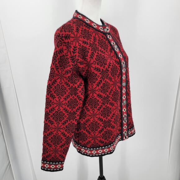 LL Bean Cardigan Womens Medium Merino Wool Red Black Snowflake Sweater Vintage - Picture 3 of 12